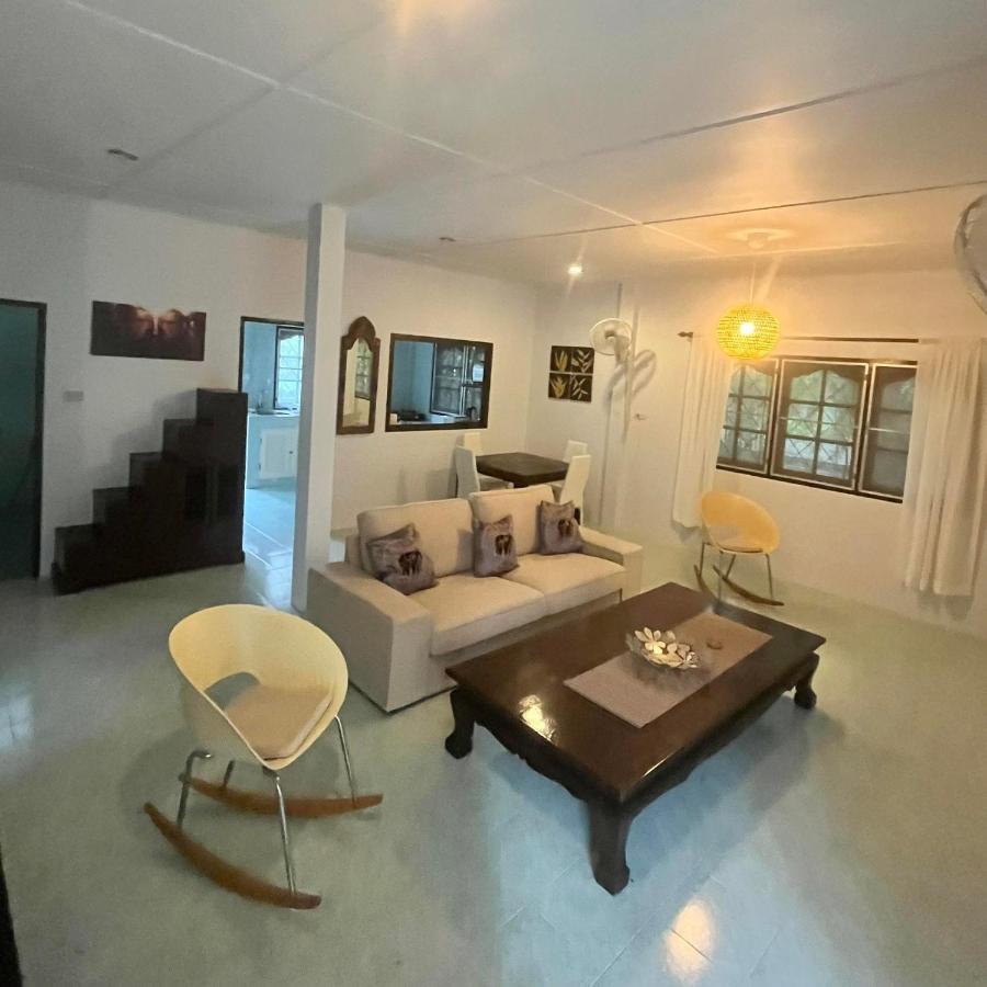 코타오 Baan Sawainam B&B 외부 사진